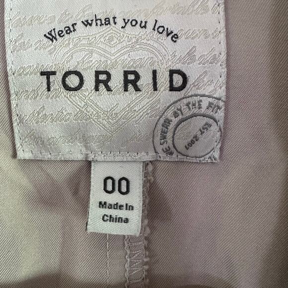 Torrid Anorak Jacket Beige Cinched Tie Waist Thigh Length Sz 00 M/L - Picture 5 of 7
